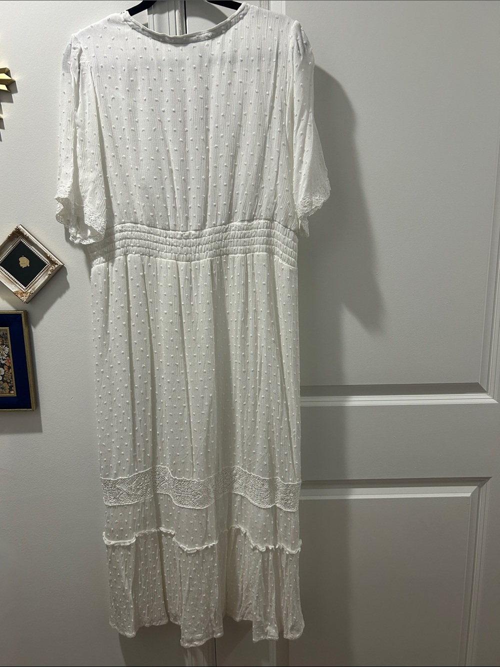 Knox Rose White Swiss Dot V-Neck Midi Dress with Lace Bands - Picture 5 of 7